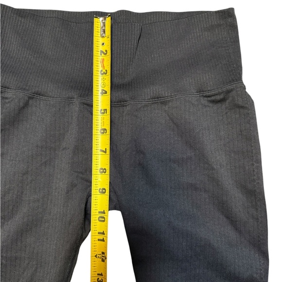 Ethos Women’s XL Ribbed Black Biker Shorts Athleisure / Workout Shorts - Picture 4 of 6